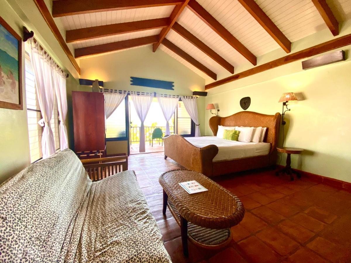 Tranquility Beach Suites Placencia ภายนอก รูปภาพ