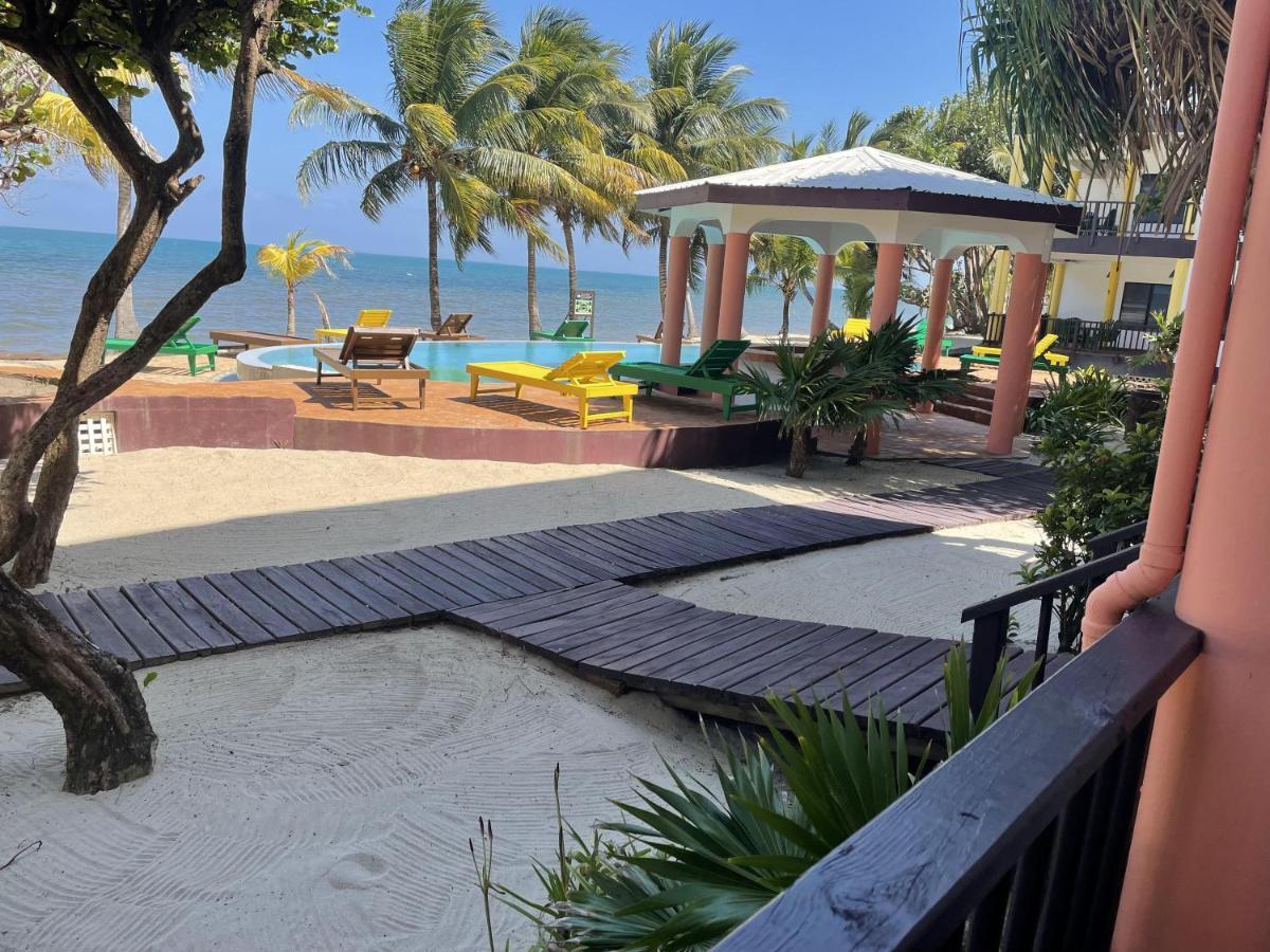 Tranquility Beach Suites Placencia ภายนอก รูปภาพ